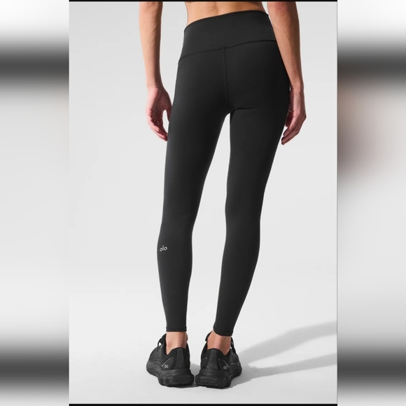 Alo 7/8 High-Waist Airbrush Legging - Picture 4 of 8